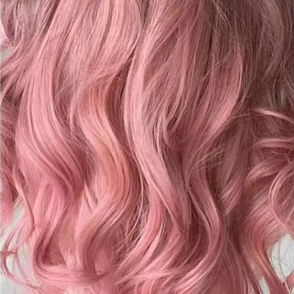 🔥🔥 Blonde unicorn pink curly long 26 inch wig ,darker roots as seen in pics.
